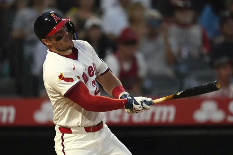 Angels’ Power Surge Led by Soler and Trout Secures 11-8 Victory Over Rangers